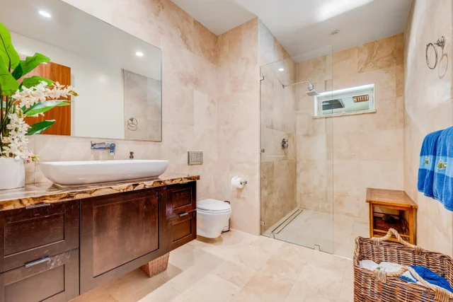 Listing Image for 24 Lolii Pl 38 of 50