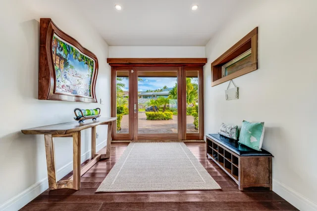 Listing Image for 24 Lolii Pl 40 of 50