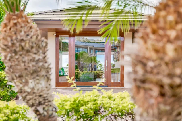 Listing Image for 24 Lolii Pl 43 of 50