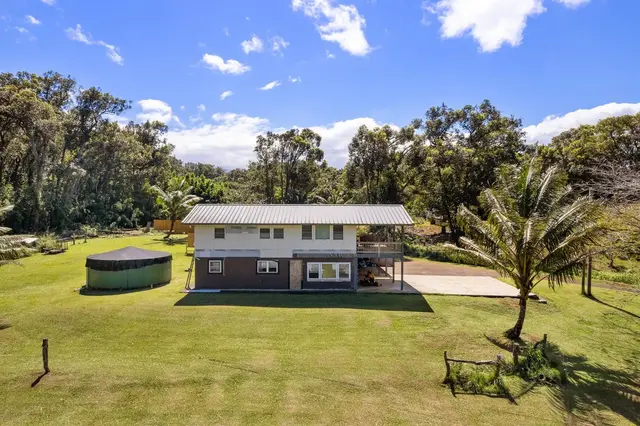 Listing Image for 685 Upper Ulumalu Rd 1 of 34
