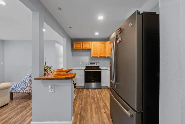 Listing Image for 685 Upper Ulumalu Rd 14 of 34