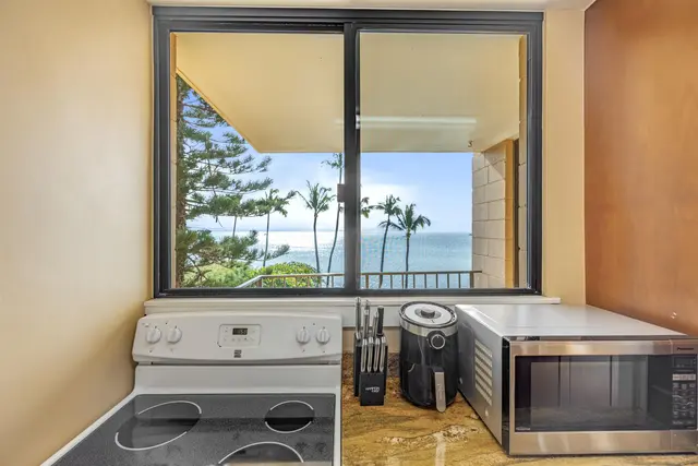 Listing Image for 191 N Kihei Rd 301 13 of 42