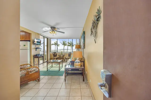Listing Image for 191 N Kihei Rd 301 4 of 42