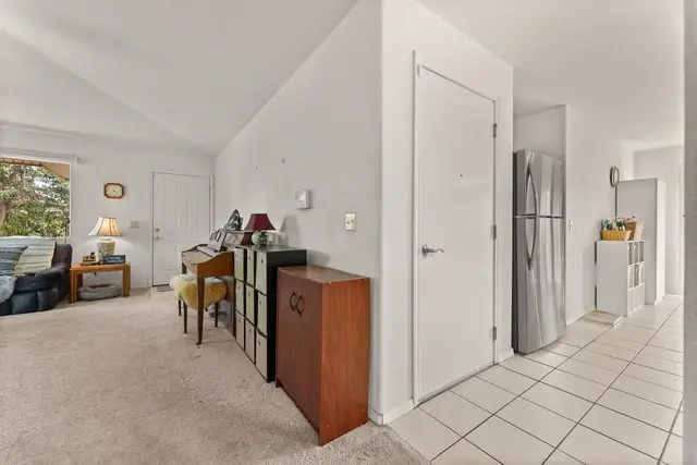 Listing Image for 611 Kuu Home Pl 19 of 50