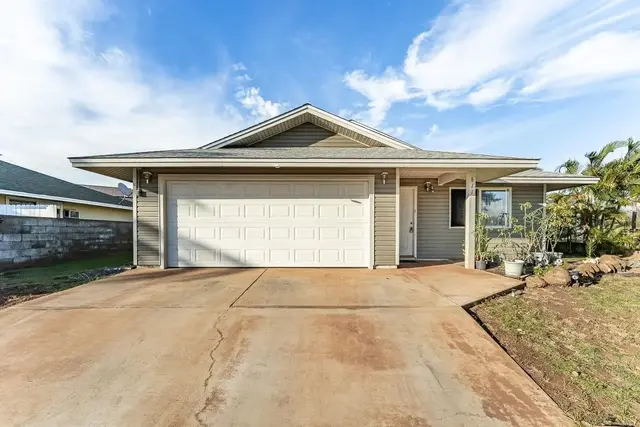 Listing Image for 611 Kuu Home Pl 2 of 50