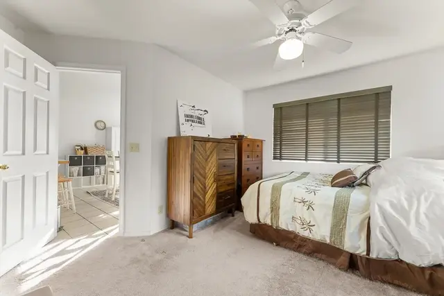 Listing Image for 611 Kuu Home Pl 23 of 50
