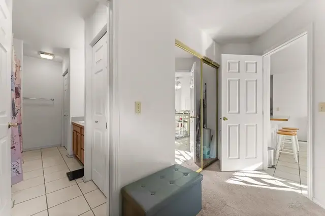 Listing Image for 611 Kuu Home Pl 24 of 50