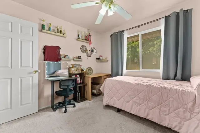 Listing Image for 611 Kuu Home Pl 35 of 50