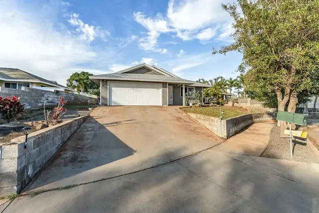 Listing Image for 611 Kuu Home Pl 46 of 50