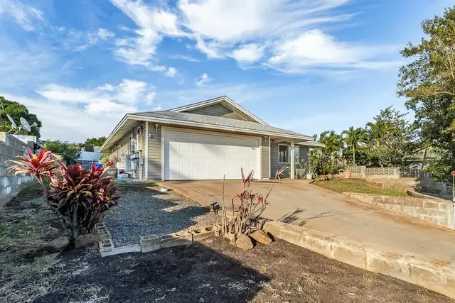 Listing Image for 611 Kuu Home Pl 50 of 50