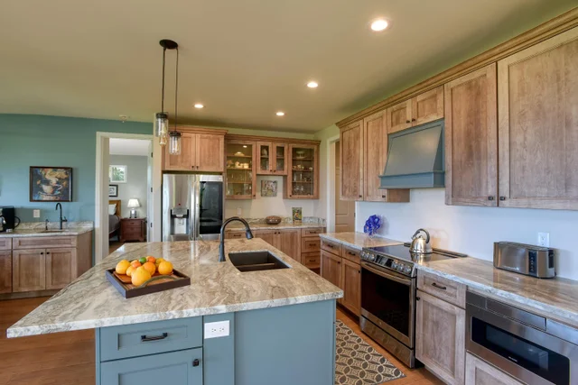 Listing Image for 3220 Waileia Pl 10 of 46