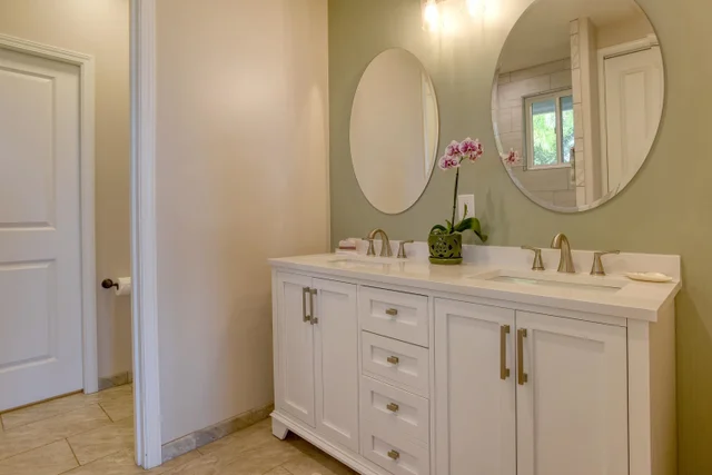 Listing Image for 3220 Waileia Pl 30 of 46