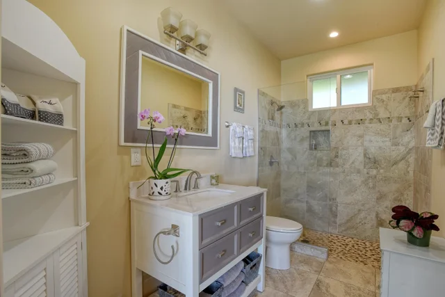 Listing Image for 3220 Waileia Pl 41 of 46