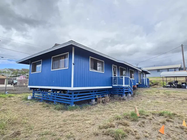 Listing Image for 3407 Old Haleakala Hwy B 13 of 39