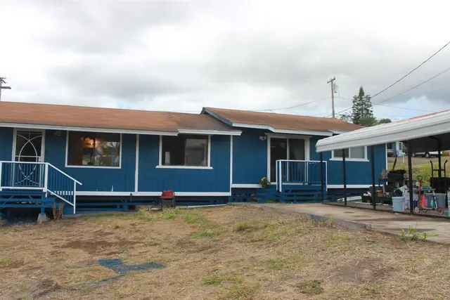Listing Image for 3407 Old Haleakala Hwy B 30 of 39