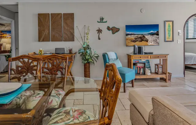 Listing Image for 250 Hauoli St 118 18 of 38