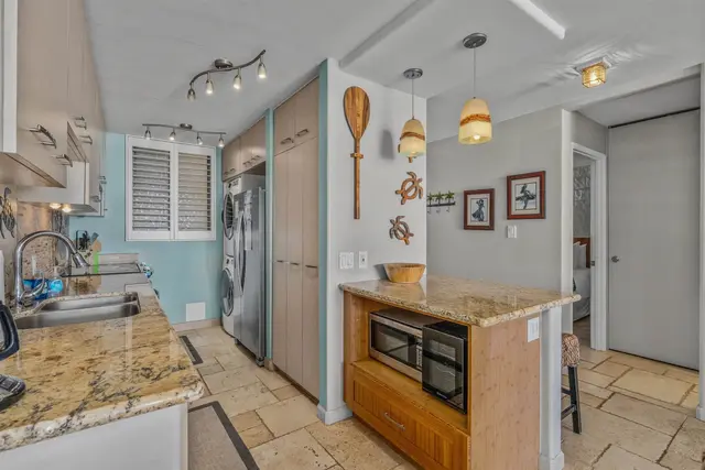Listing Image for 250 Hauoli St 118 9 of 38