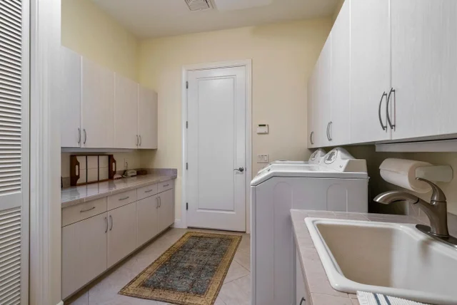 Listing Image for 3387 Kuaua Pl 26 of 50