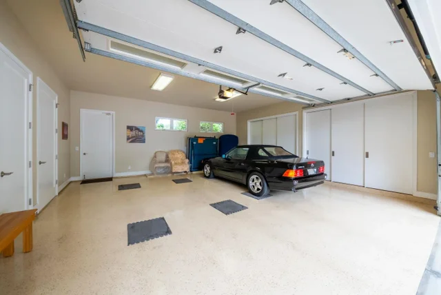 Listing Image for 3387 Kuaua Pl 38 of 50