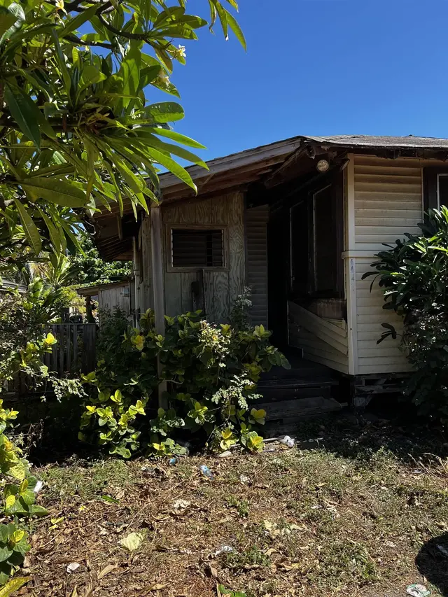 Listing Image for 641 Linekona Pl 6 of 7