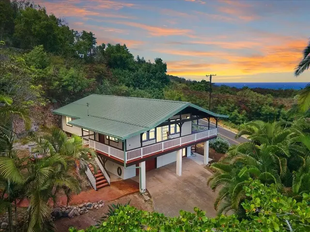 Listing Image for 2609 Kahekili Hwy 1 of 50