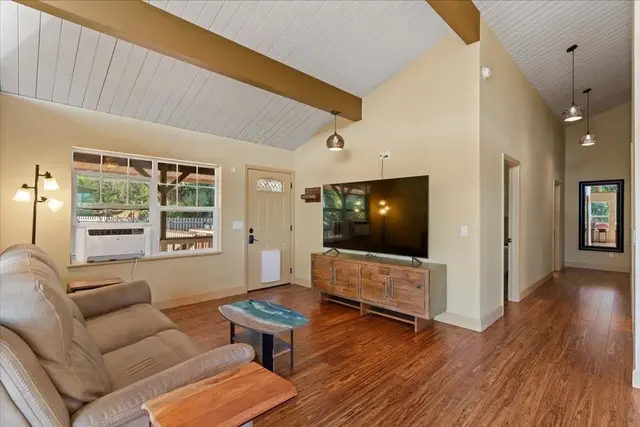 Listing Image for 2609 Kahekili Hwy 10 of 50
