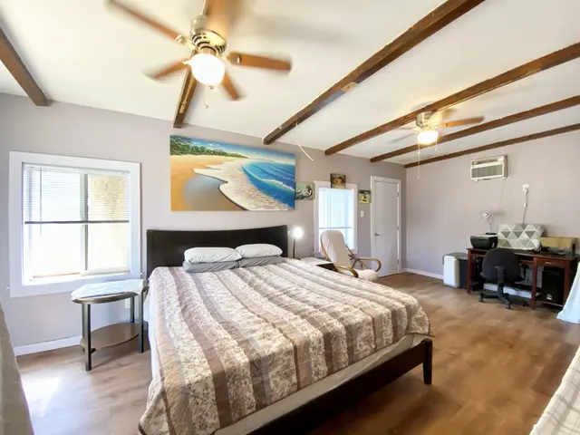 Listing Image for 198 Namauu Pl 12 of 22