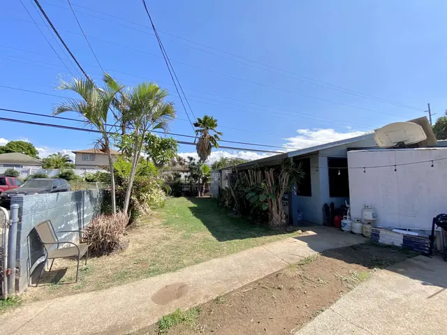 Listing Image for 198 Namauu Pl 2 of 22
