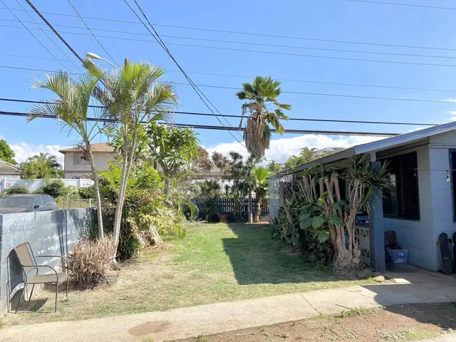 Listing Image for 198 Namauu Pl 3 of 22
