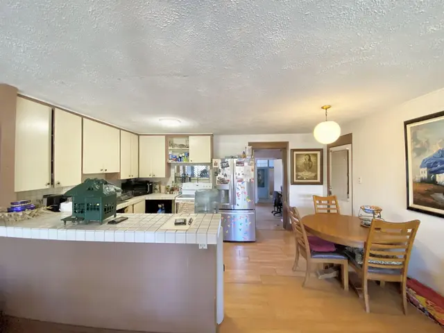 Listing Image for 198 Namauu Pl 6 of 22