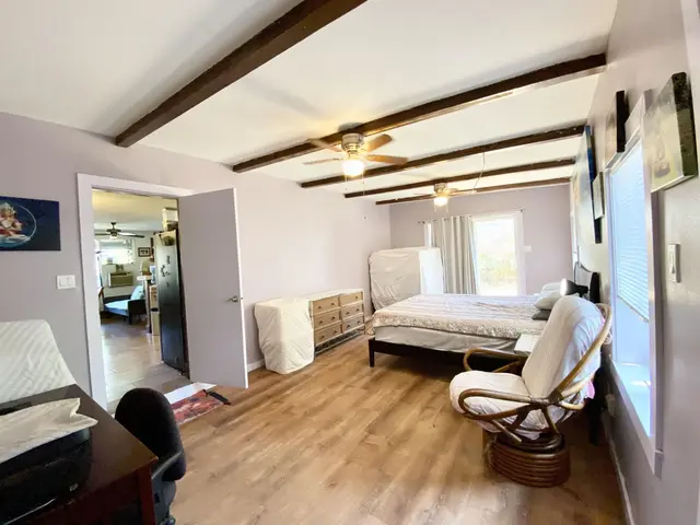 Listing Image for 198 Namauu Pl 8 of 22