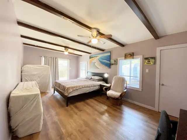 Listing Image for 198 Namauu Pl 9 of 22