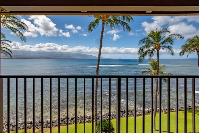 Listing Image for 100 Hauoli St 405 12 of 38