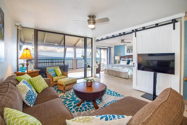 Listing Image for 100 Hauoli St 405 3 of 38