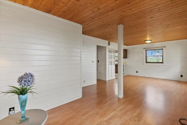 Listing Image for 1524 Lower Kimo Dr 22 of 31