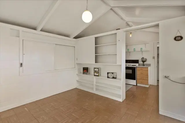 Listing Image for 1524 Lower Kimo Dr 25 of 31
