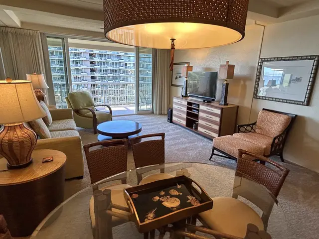 Listing Image for 2481 Kaanapali Pkwy 919/f 6 of 18