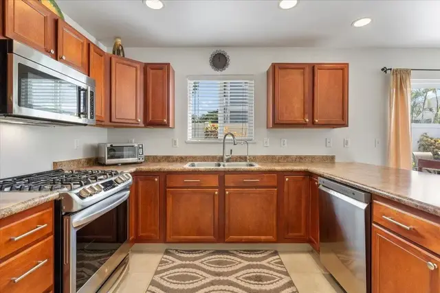 Listing Image for 36 Waihili Pl 14 of 31