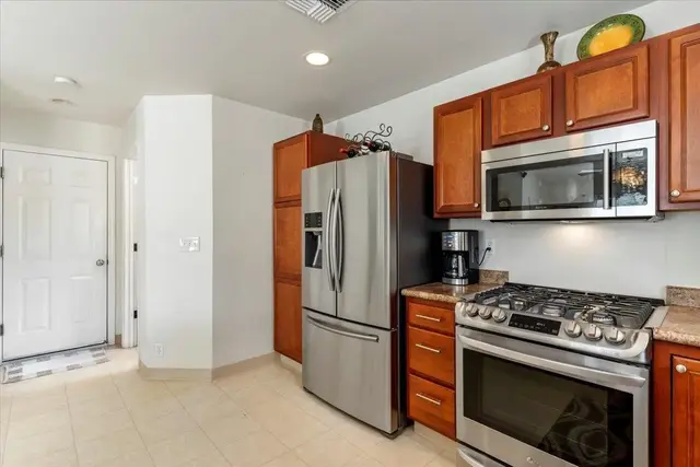 Listing Image for 36 Waihili Pl 15 of 31