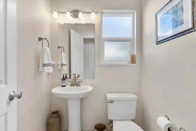 Listing Image for 36 Waihili Pl 16 of 31