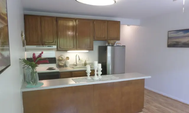Listing Image for 2136 Konou Pl 102 8 of 24