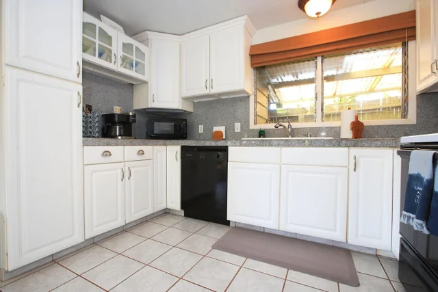 Listing Image for 2750 Kalapu Dr Cottage 28 10 of 33