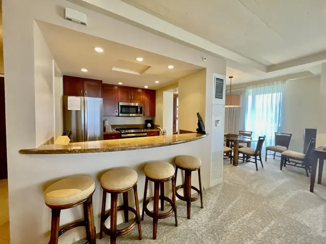 Listing Image for 2481 Kaanapali Pkwy 423x 12 of 42
