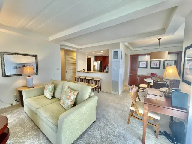 Listing Image for 2481 Kaanapali Pkwy 423x 16 of 42