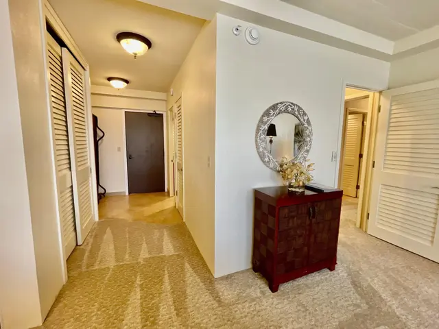 Listing Image for 2481 Kaanapali Pkwy 423x 18 of 42