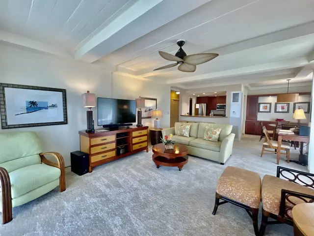 Listing Image for 2481 Kaanapali Pkwy 423x 2 of 42
