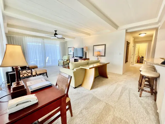 Listing Image for 2481 Kaanapali Pkwy 423x 7 of 42