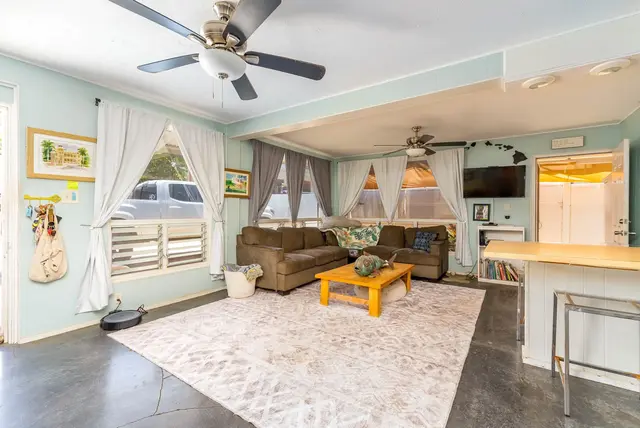 Listing Image for 93 Maluhia Dr A 6 of 24