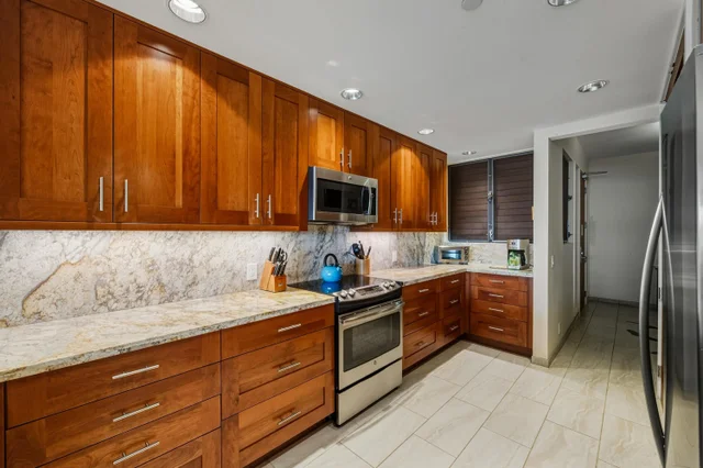 Listing Image for 4299 Lower Honoapiilani Rd 243 21 of 49