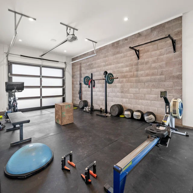 Listing Image for 715 Laulama Pl 39 of 48